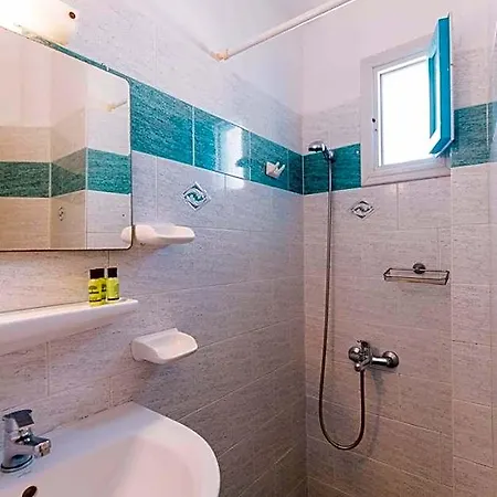 Kafieris View פירוסטפני